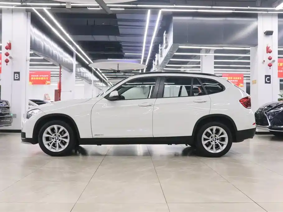 BMW X1 2014 sDrive18i Fashion