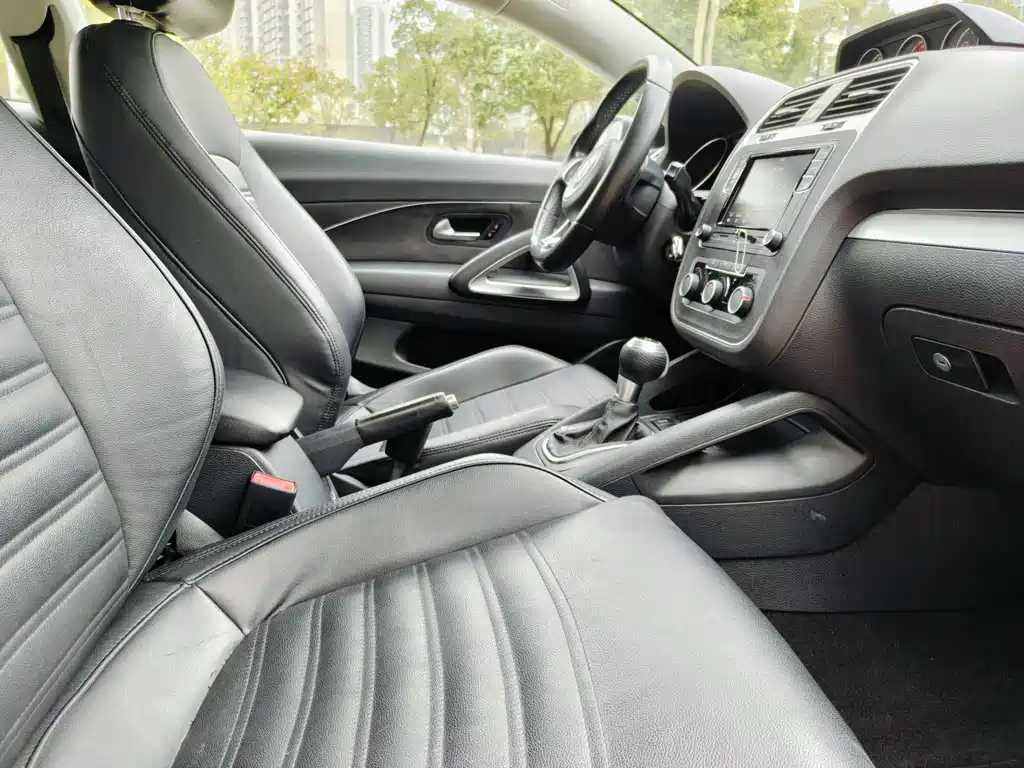 Volkswagen Scirocco 1.4TSI Elegant Edition, фото 18