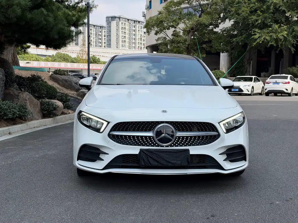 Mercedes-Benz A-Class — миниатюра 2
