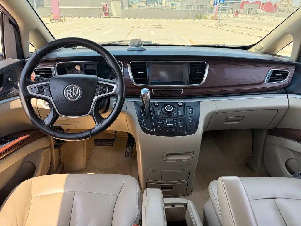 Buick GL8 2014 3.0L GT Luxury