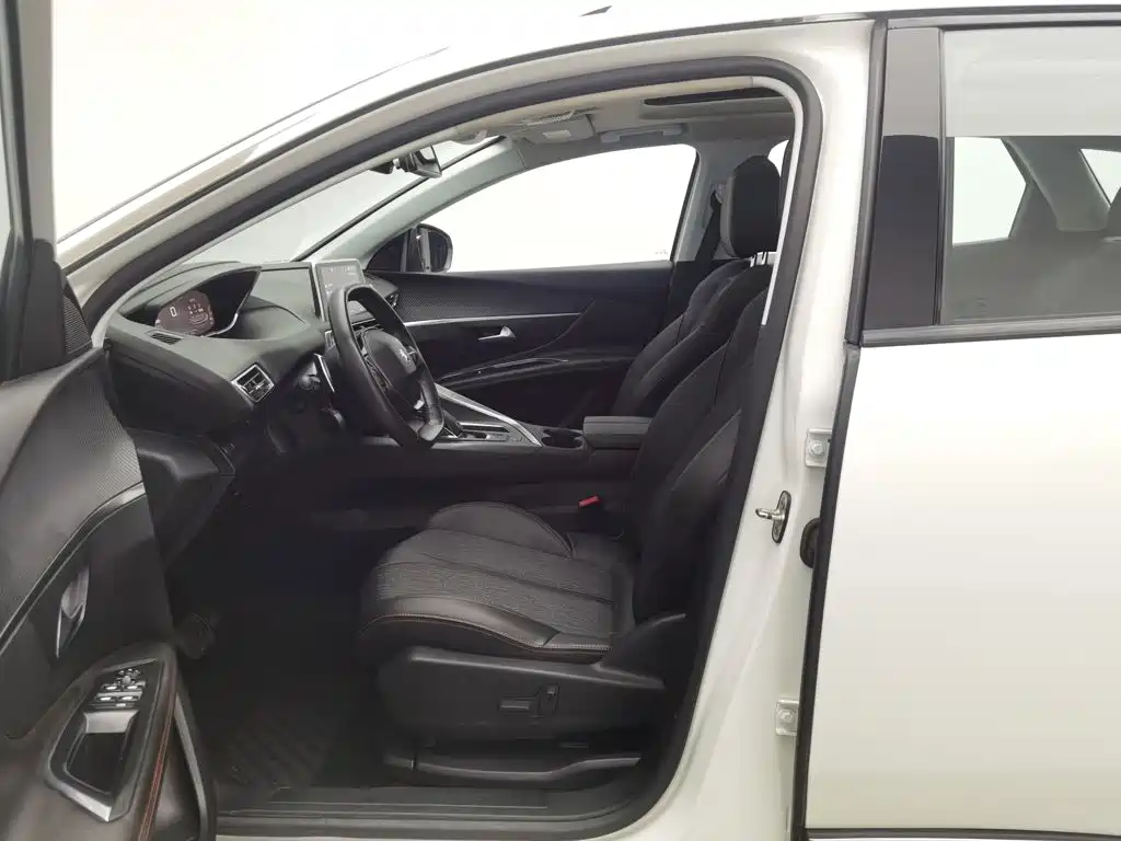 Peugeot 4008 — миниатюра 10