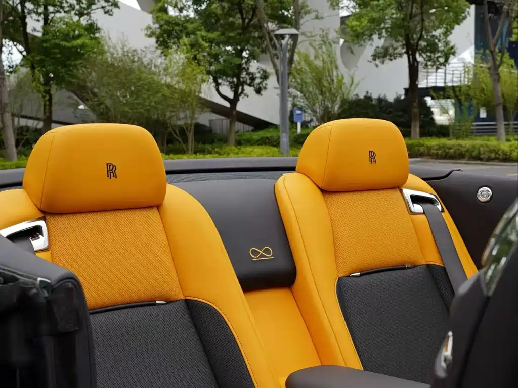 Rolls-Royce Dawn — миниатюра 5