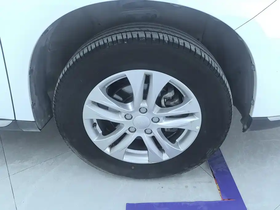 Haval M6 — миниатюра 6