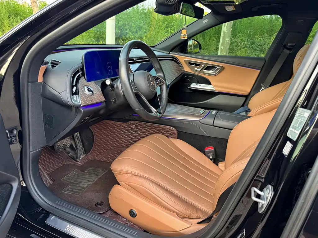 Mercedes-Benz E-Class E 2024 E 300 L Fashion