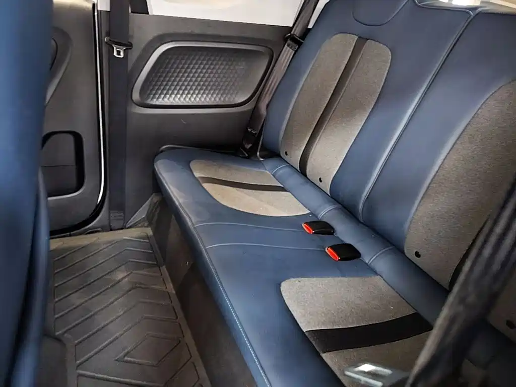 Wuling MINIEV — миниатюра 17