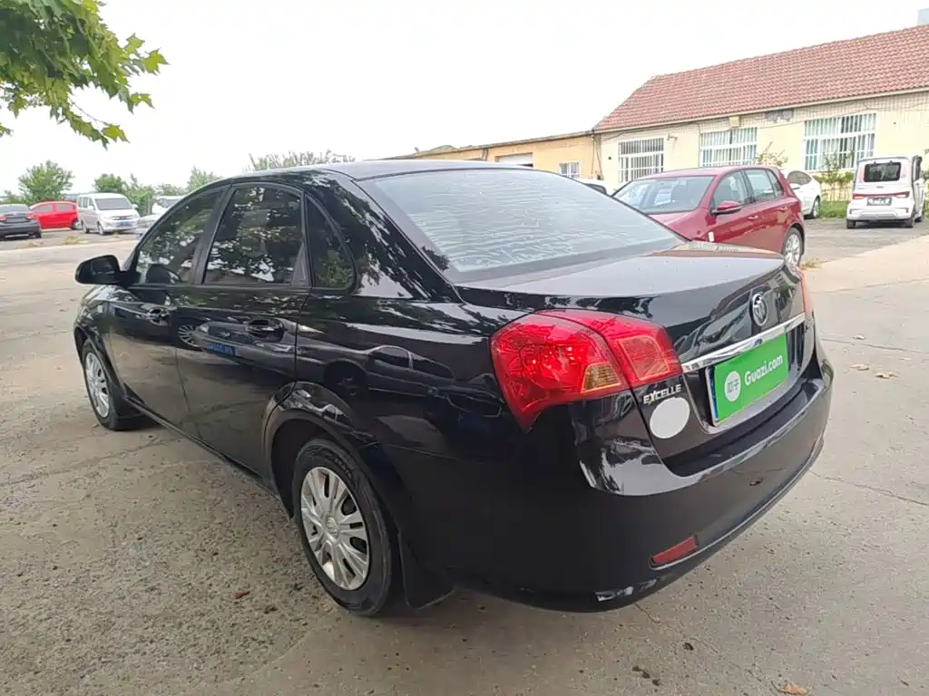 Buick Excelle — миниатюра 5