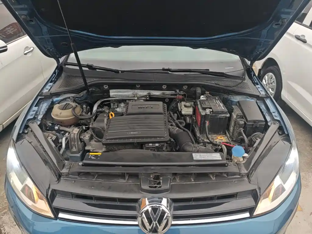 Volkswagen Golf — миниатюра 20