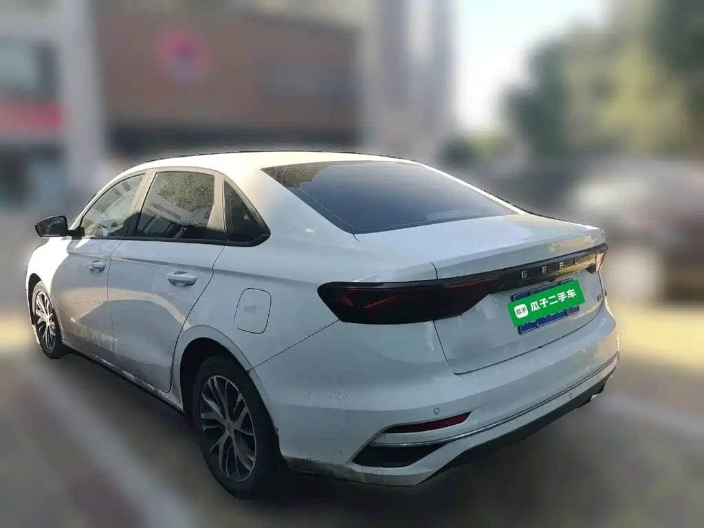 Geely Emgrand — миниатюра 25