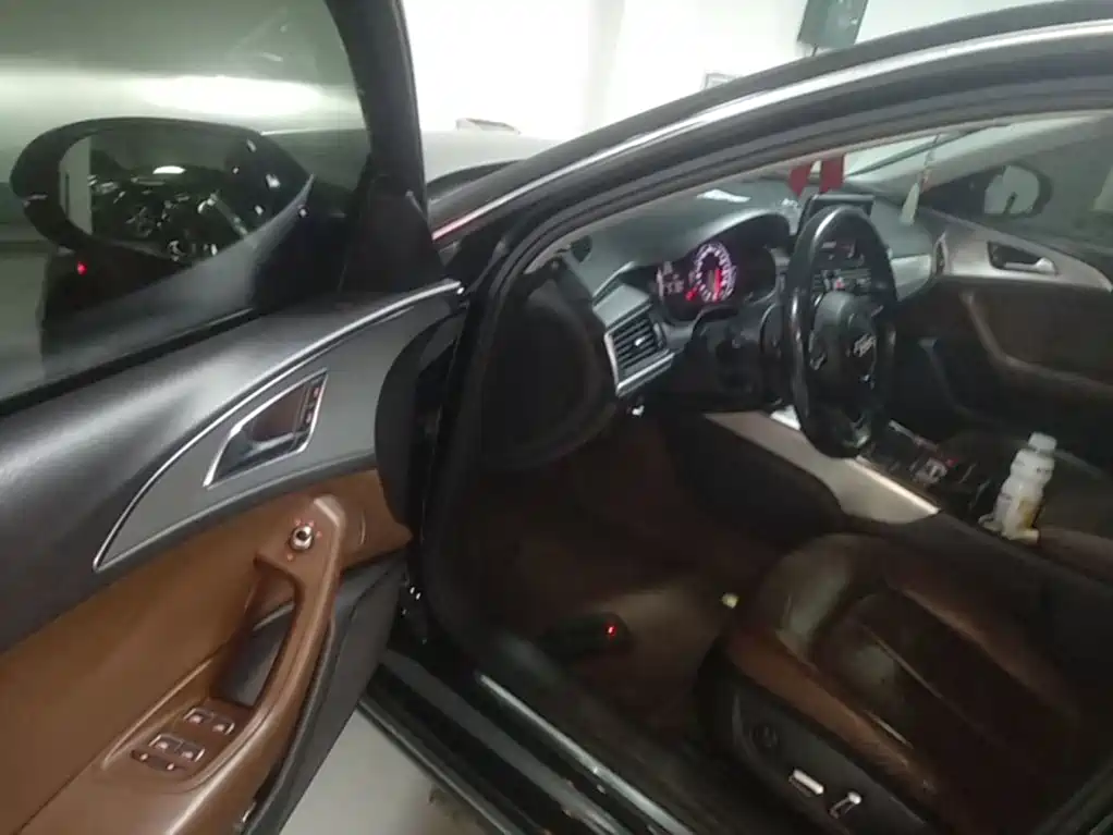 Audi A6L — миниатюра 16