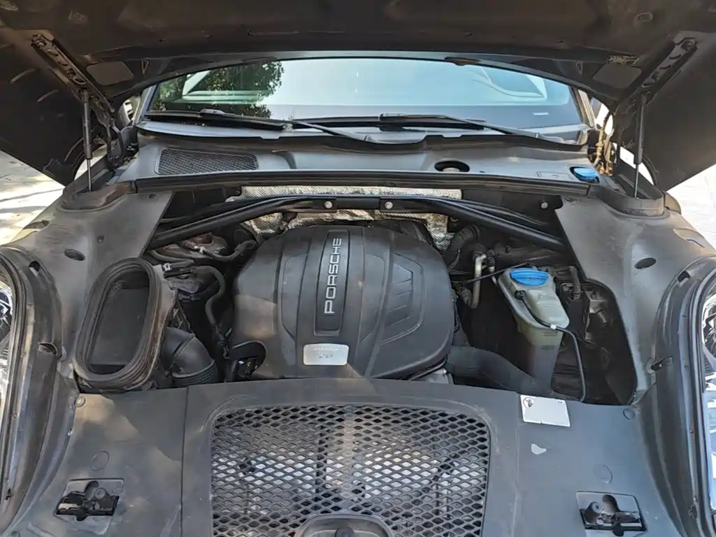 Porsche Macan — миниатюра 20