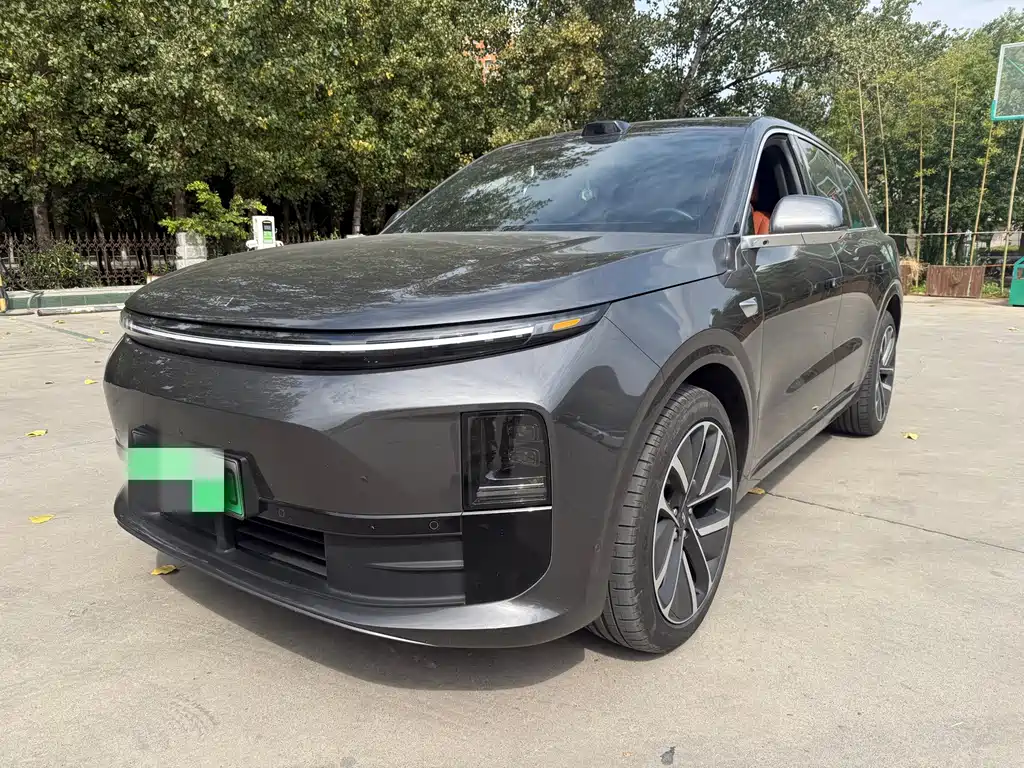 Li Auto L6