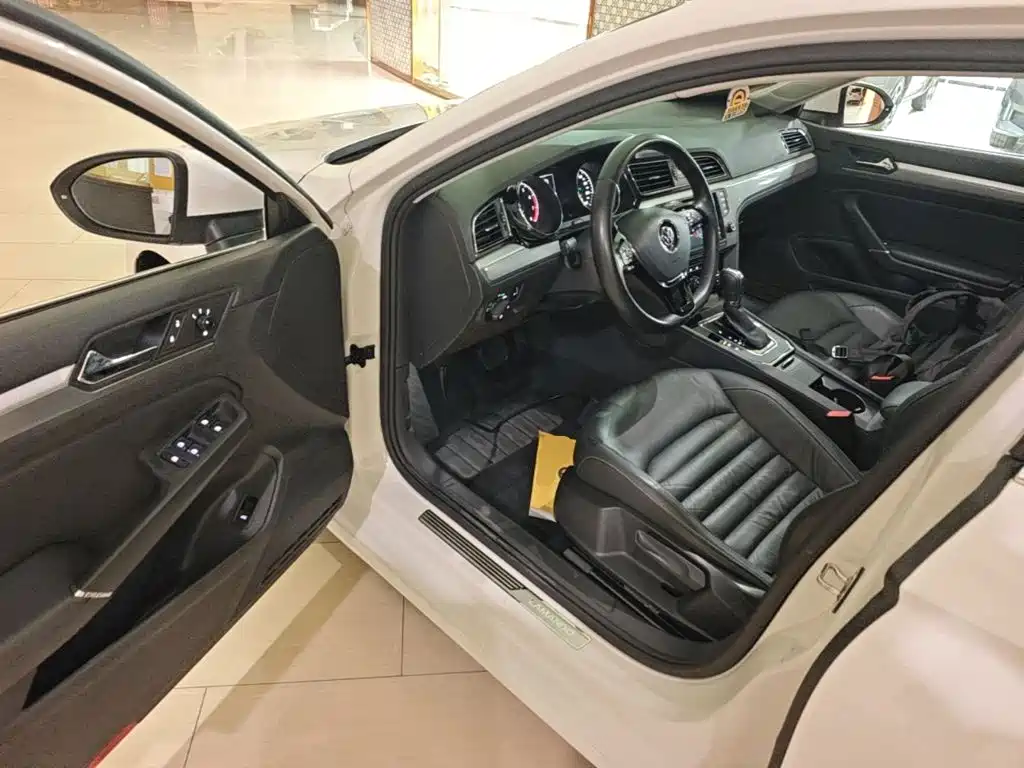 Volkswagen Lamando — миниатюра 16