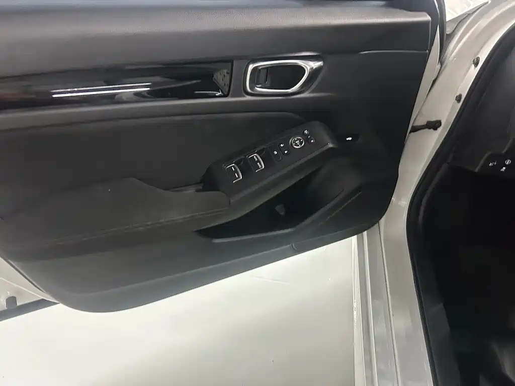 Honda Civic — миниатюра 11