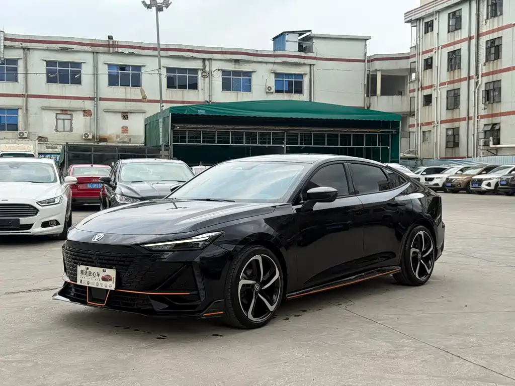 Changan UNI-V 2024