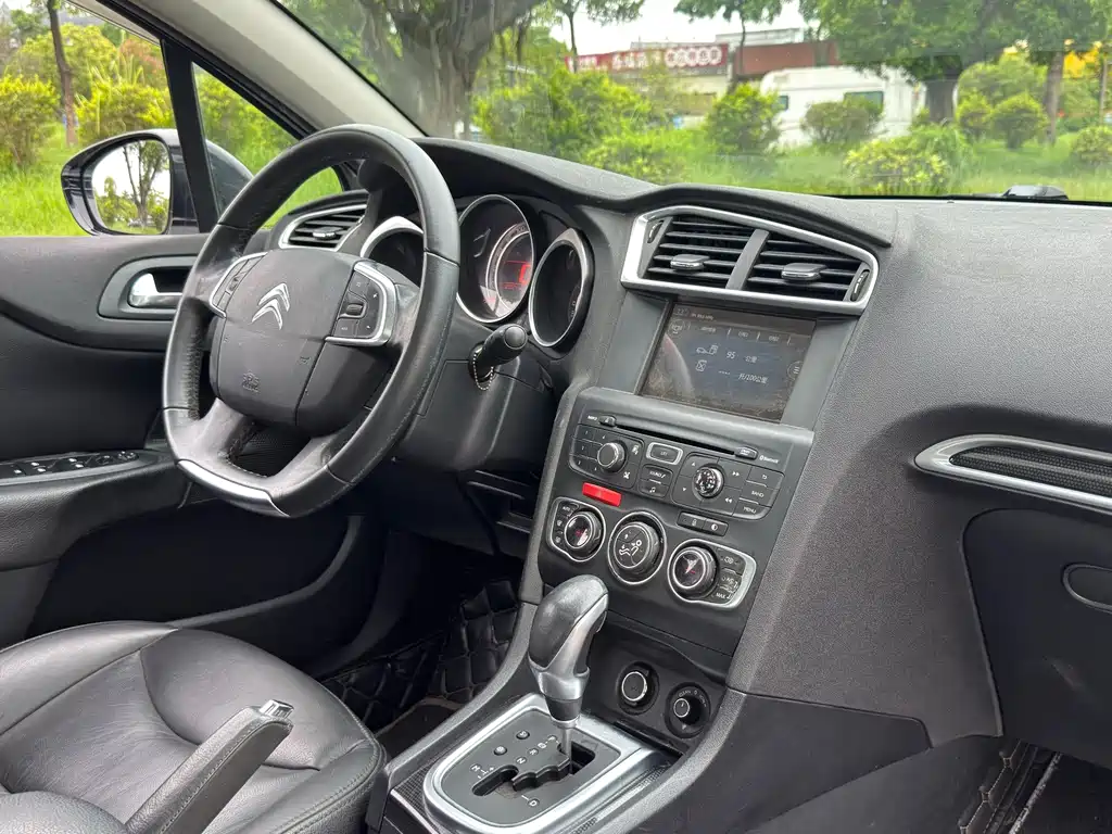 Citroen C4L — миниатюра 14