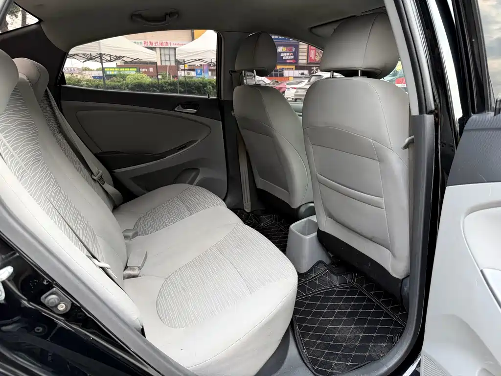 Hyundai Verna — миниатюра 11