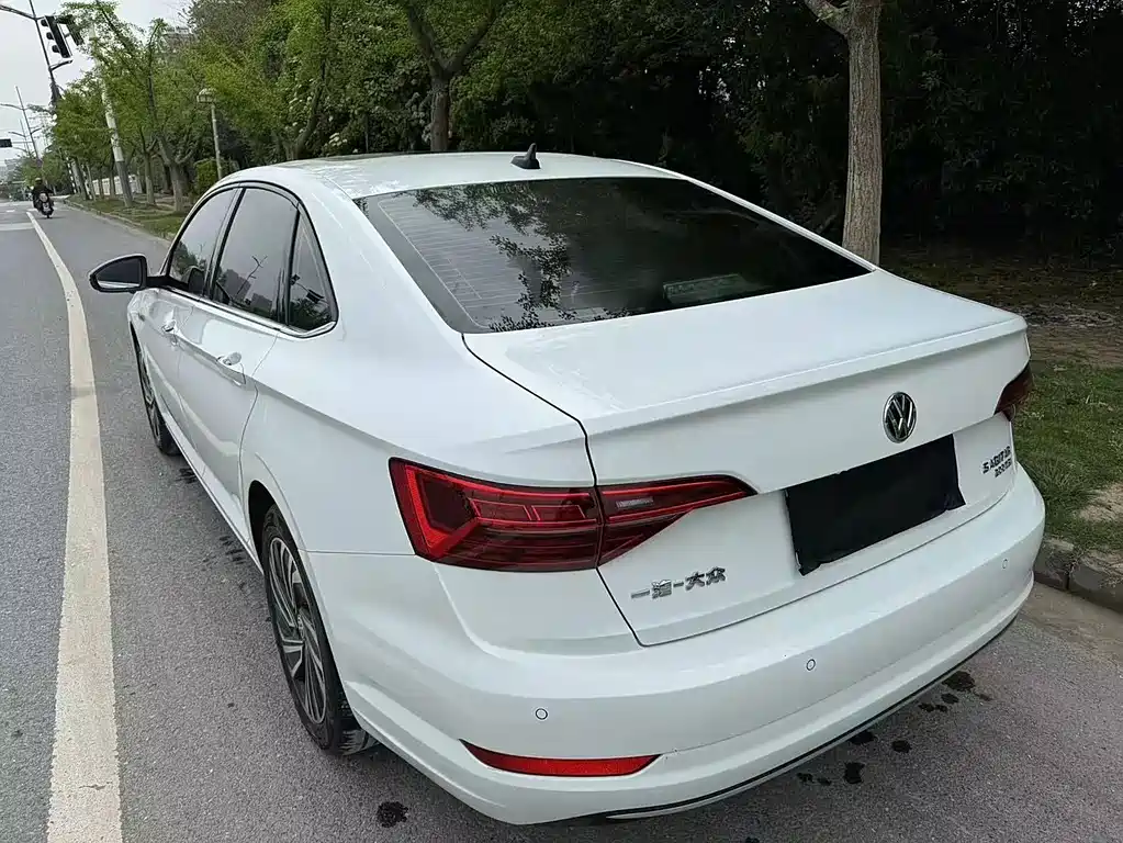 Volkswagen Sagitar — миниатюра 8