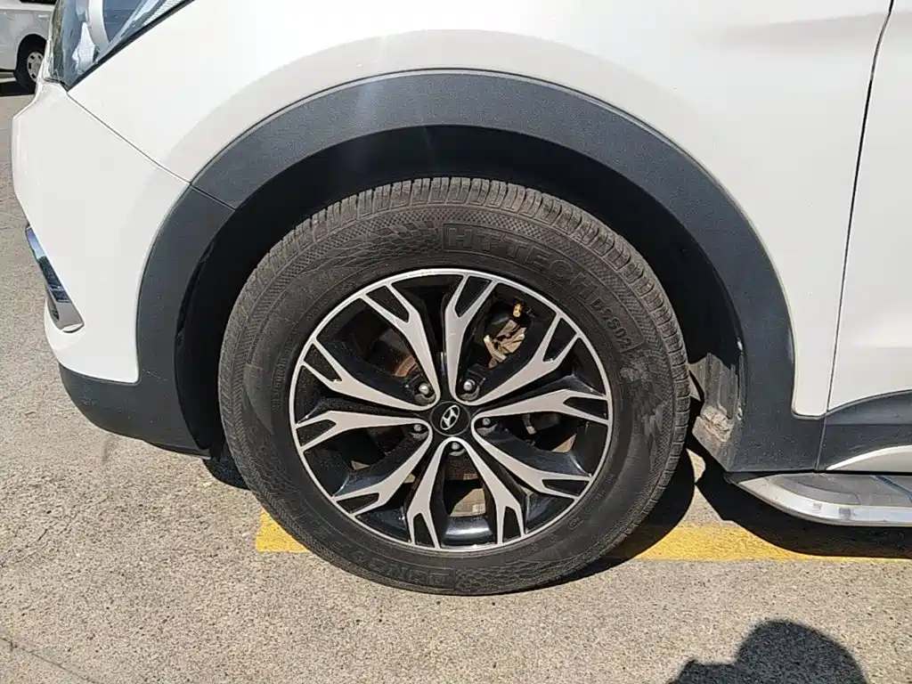 Hyundai Santa Fe — миниатюра 23