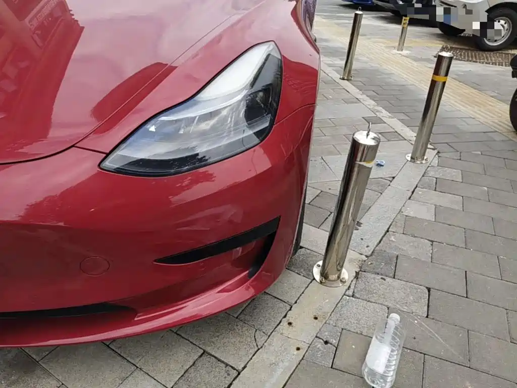 Tesla Model 3 — миниатюра 24
