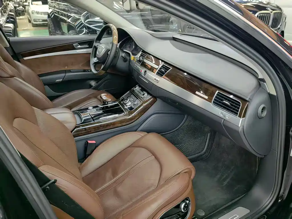 Audi A8 2014 A8L 6.3 FSI W12 quattro Flagship