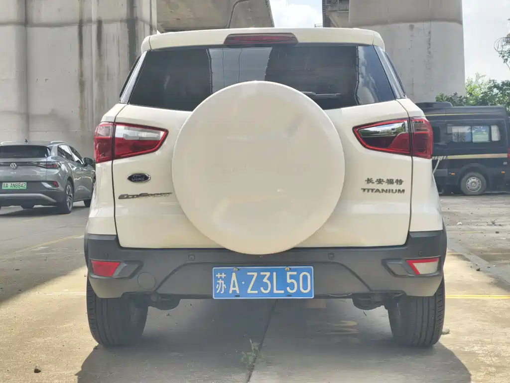 Ford EcoSport 2013 1.5L AT Luxury