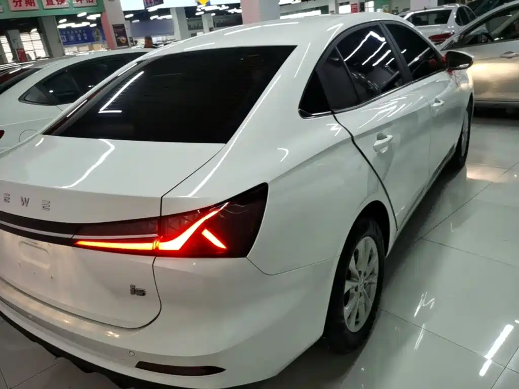 Roewe i5 2023 1.5L CVT Luxury