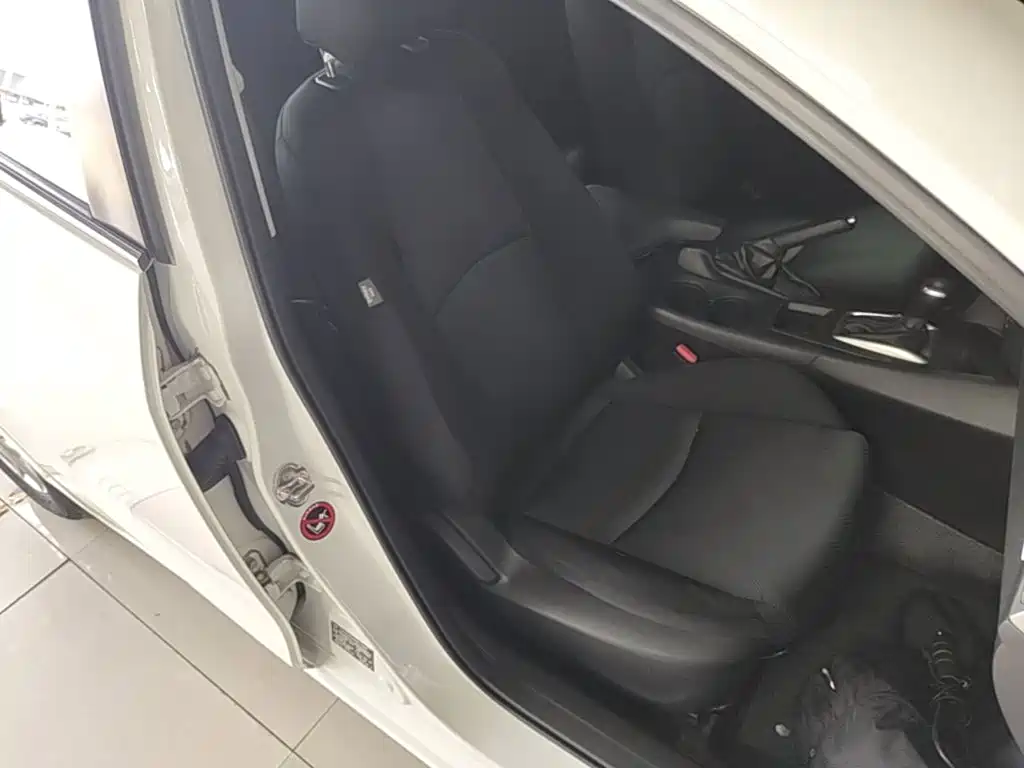 Mazda 3 Axela — миниатюра 25