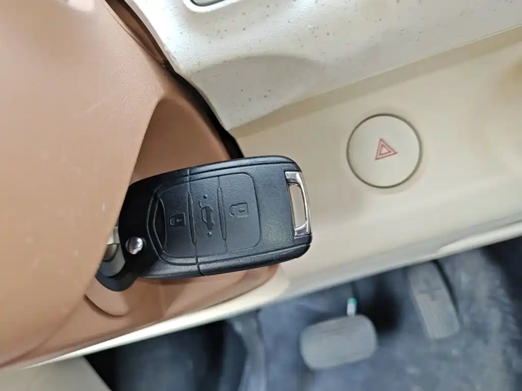 Wuling MINIEV — миниатюра 9