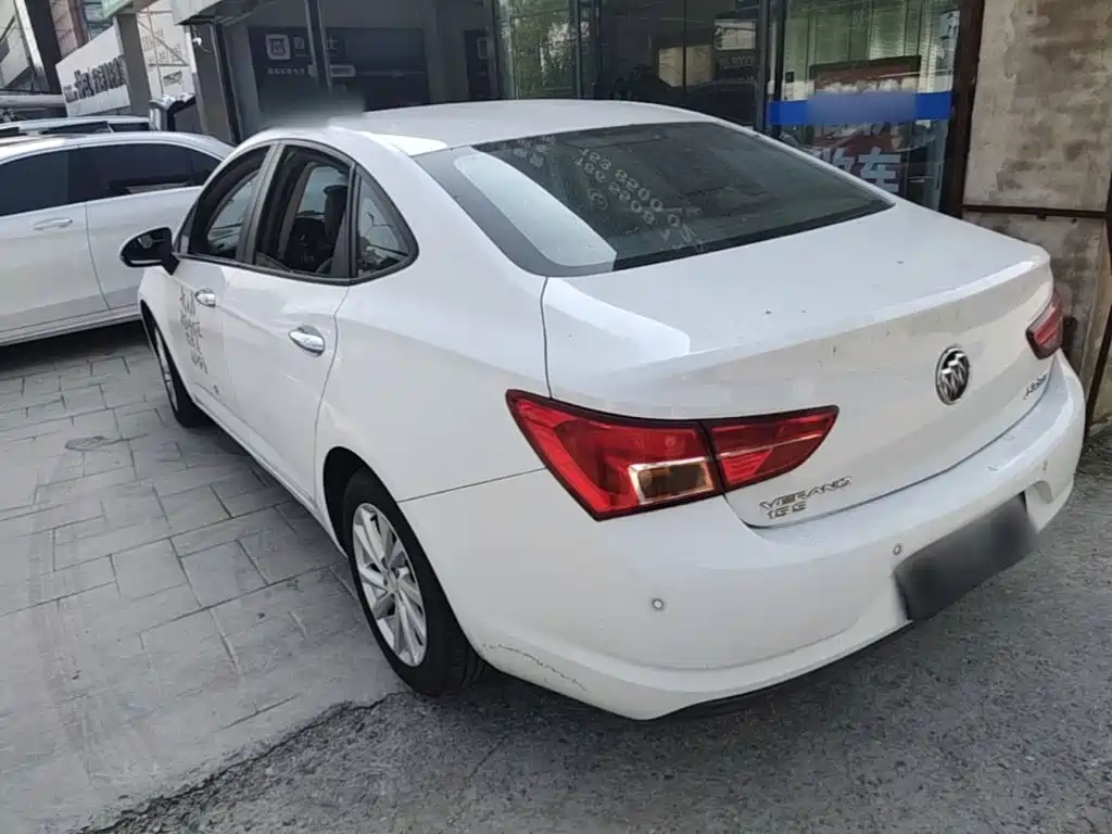 Buick Verano — миниатюра 5