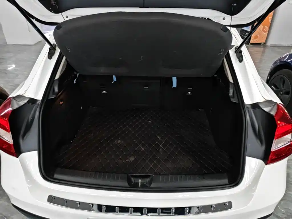 Mercedes-Benz GLA — миниатюра 19