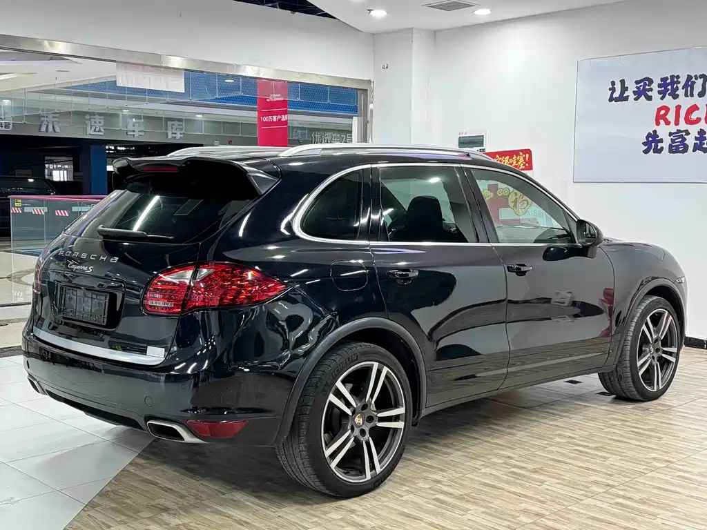 Porsche Cayenne 2011 Cayenne S 4.8L