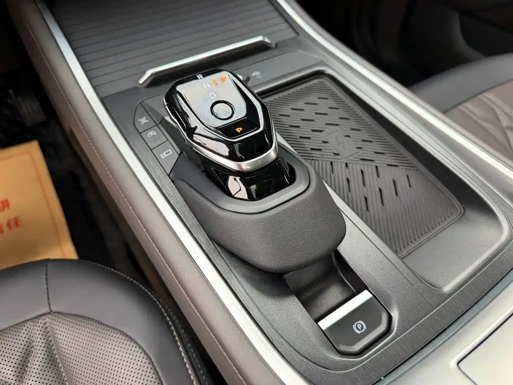 Ford Edge — миниатюра 9