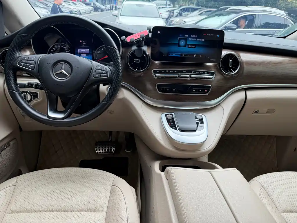 Mercedes-Benz V-Class — миниатюра 4