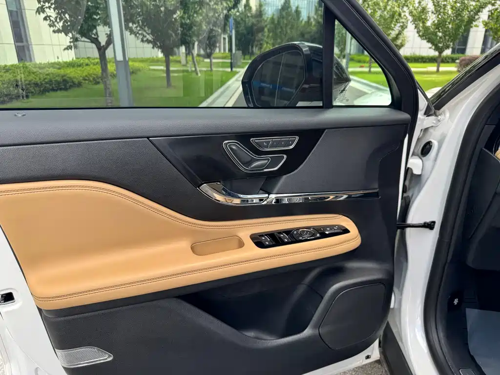 Lincoln Corsair 2.0T 2WD Elegant Edition, фото 33