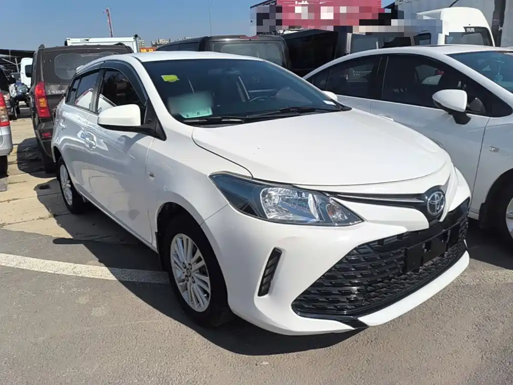 Toyota Vios FS — миниатюра 4