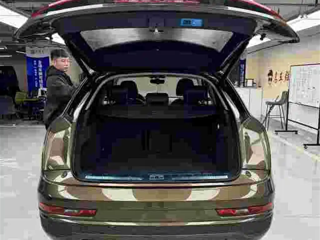 Audi Q3 — миниатюра 11