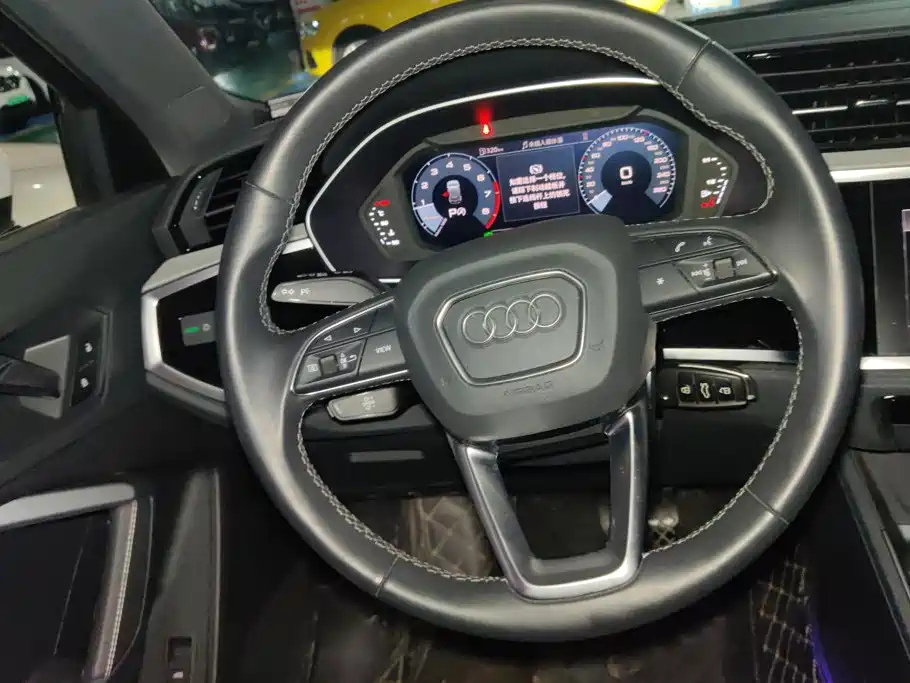 Audi Q3 — миниатюра 15