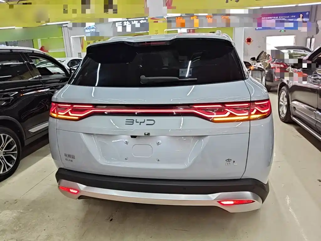 BYD L DM-i — миниатюра 6