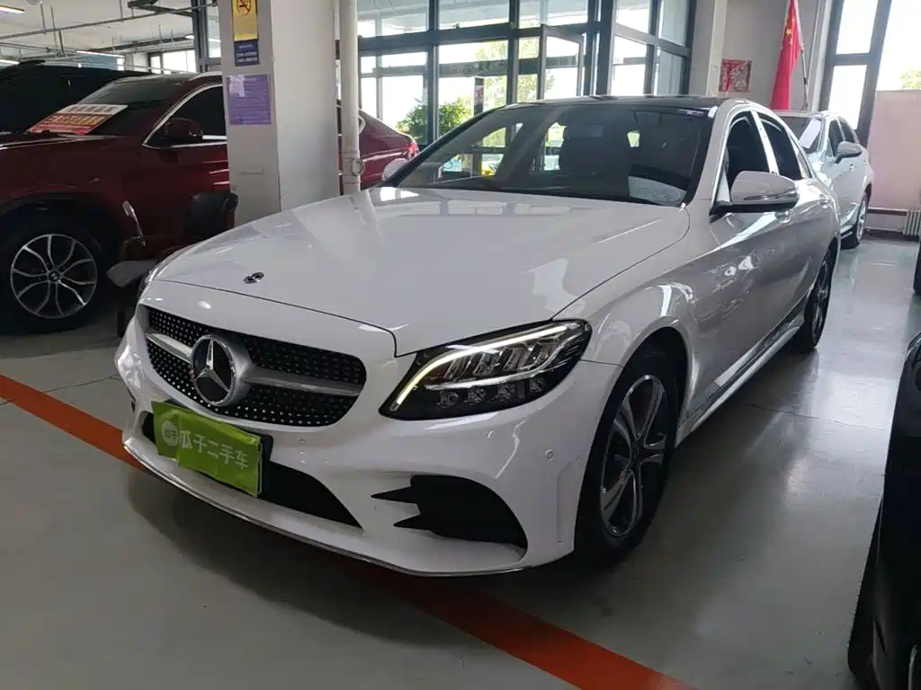 奔驰C级 2020款 改款 C 260 L 运动版 2020