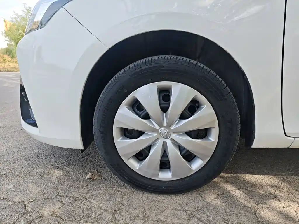Toyota Yaris L — миниатюра 23