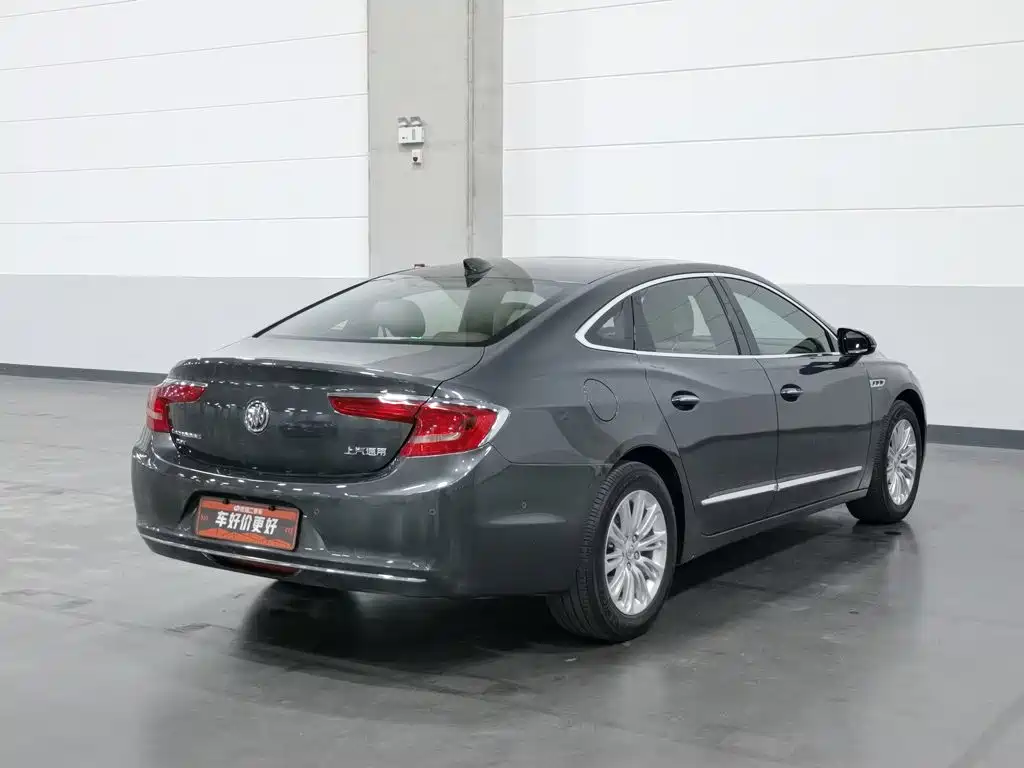 Buick LaCrosse — миниатюра 2
