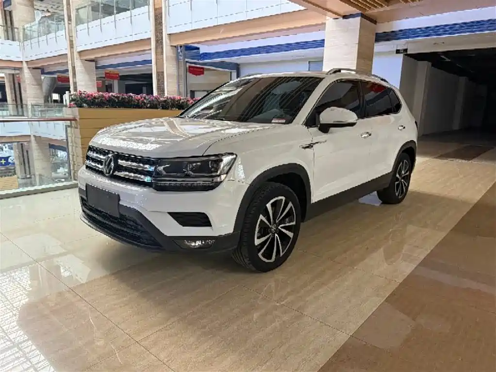Купить Volkswagen Tharu