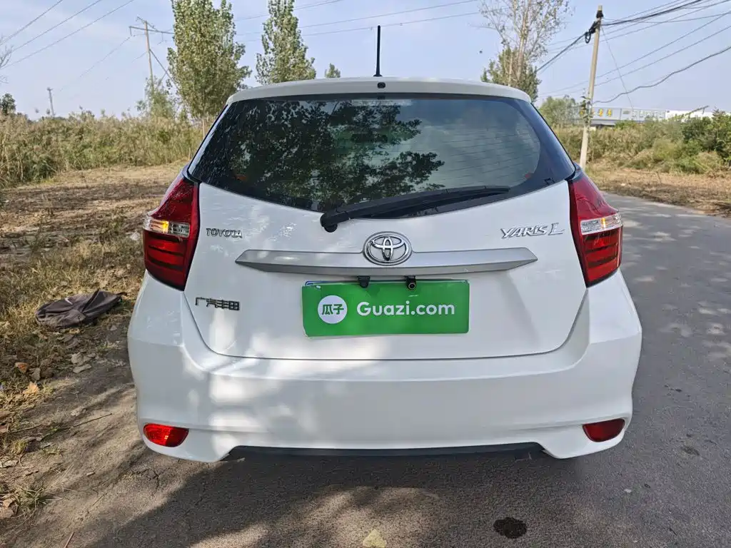 Toyota Yaris L — миниатюра 6