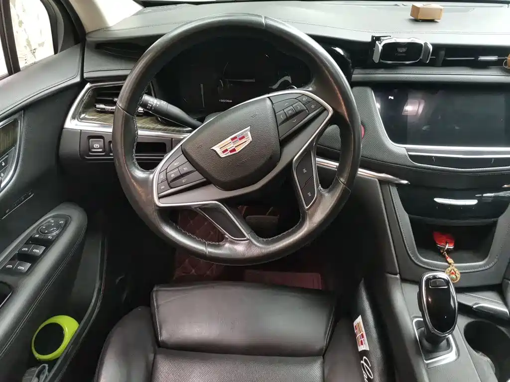Cadillac XT5 — миниатюра 12