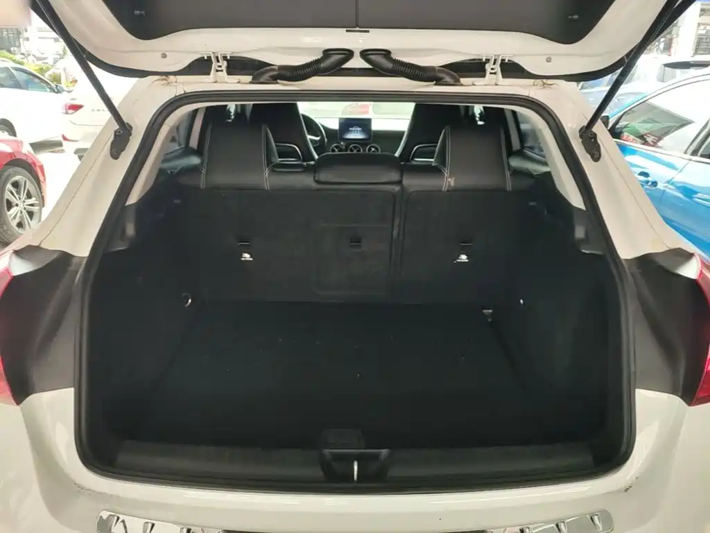 Mercedes-Benz GLA — миниатюра 19