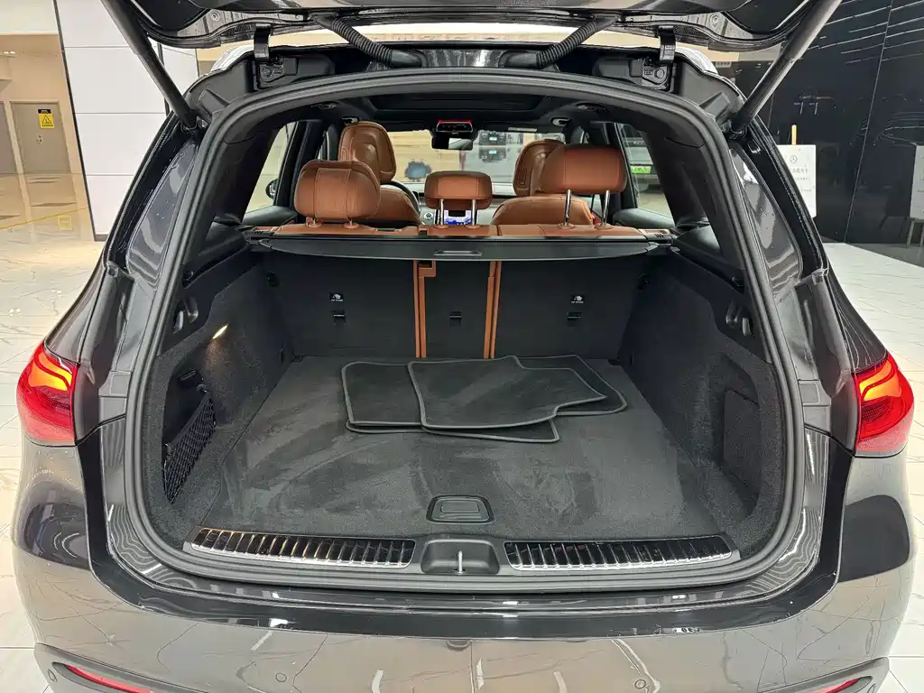 Mercedes-Benz GLC — миниатюра 10