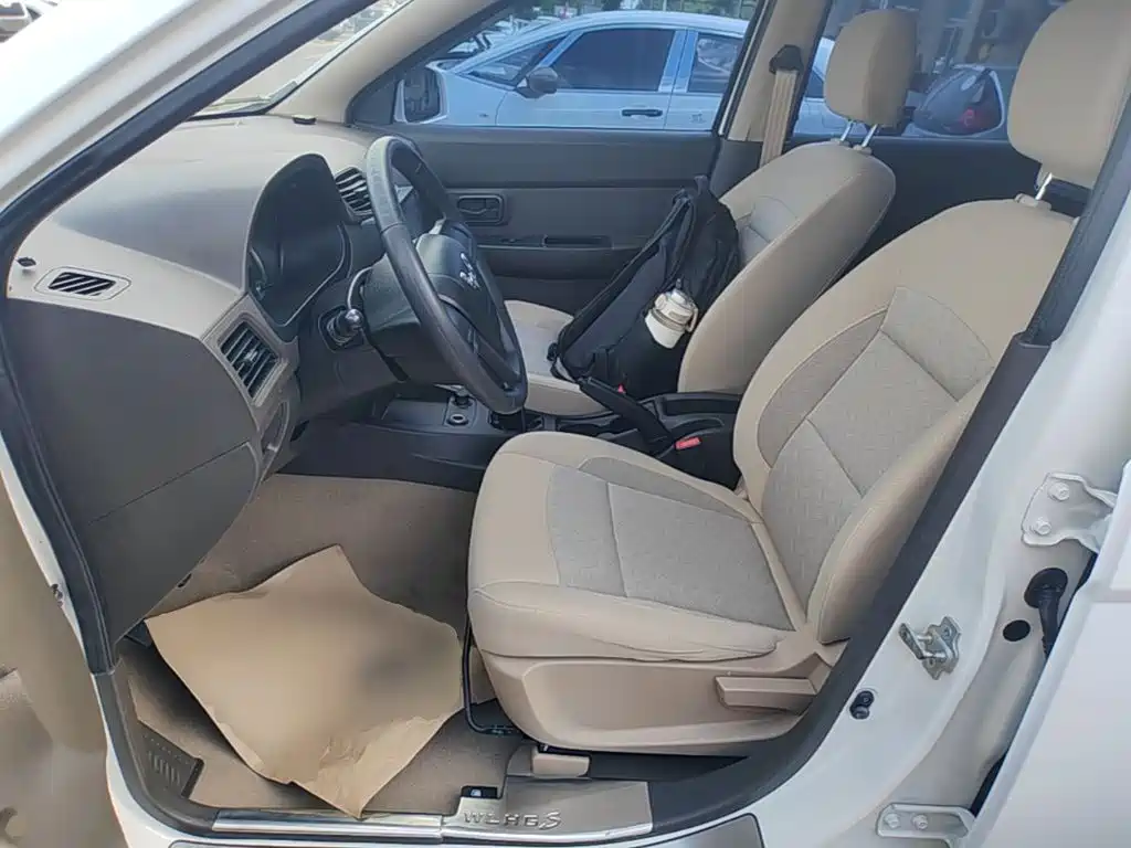 Wuling Hongguang — миниатюра 15