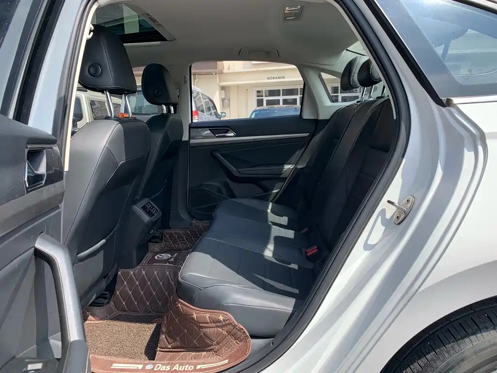 Volkswagen Lavida — миниатюра 14