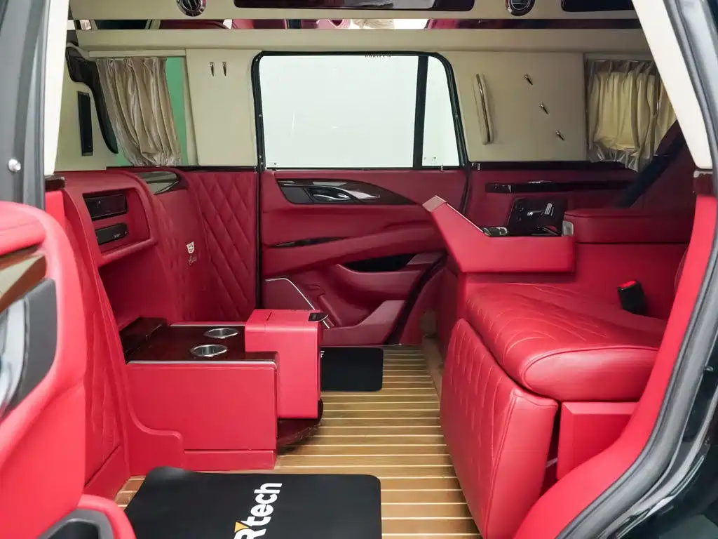 Cadillac Escalade — миниатюра 15