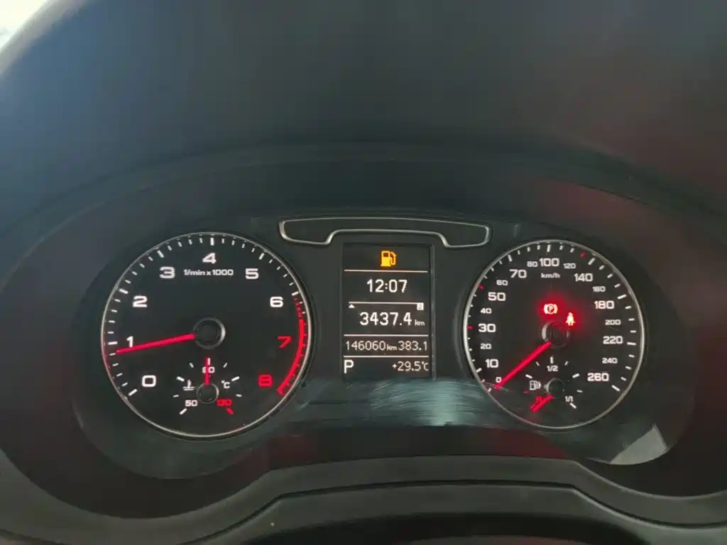 Audi Q3 — миниатюра 12